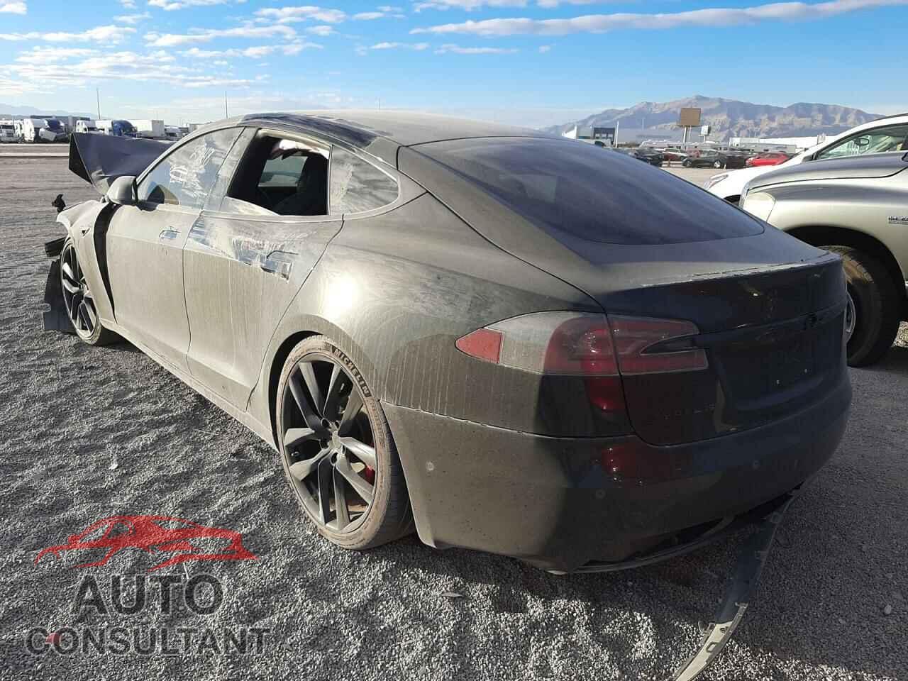 TESLA MODEL S 2018 - 5YJSA1E46JF271655