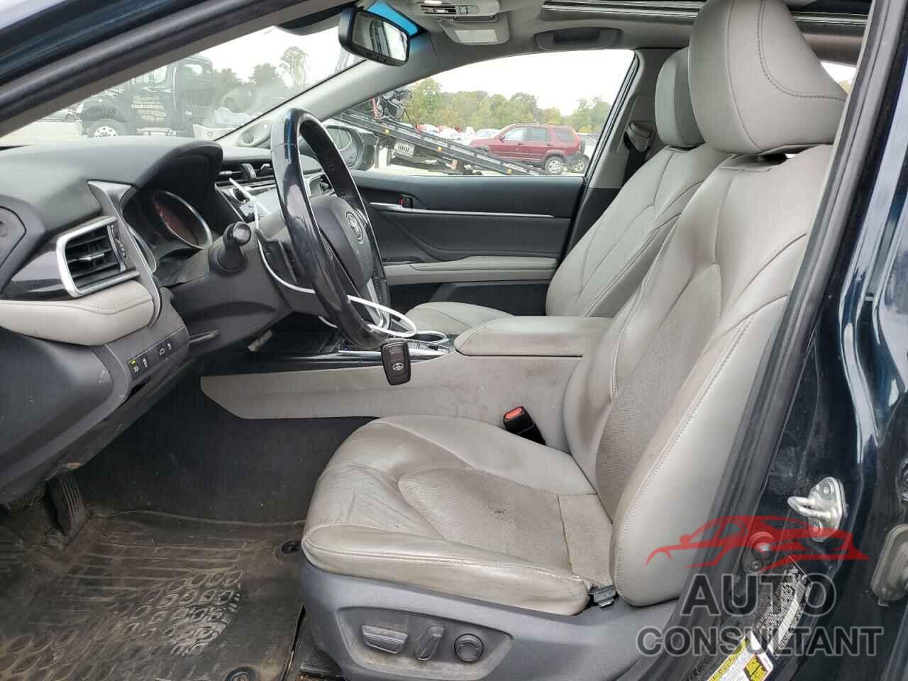 TOYOTA CAMRY 2018 - 4T1BZ1HK6JU500180