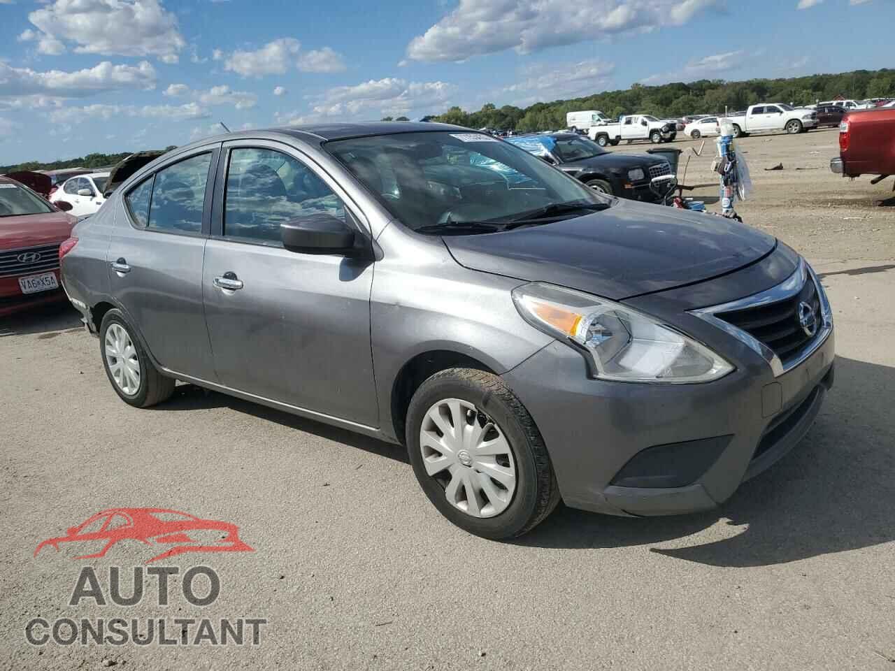 NISSAN VERSA 2017 - 3N1CN7AP1HL849493