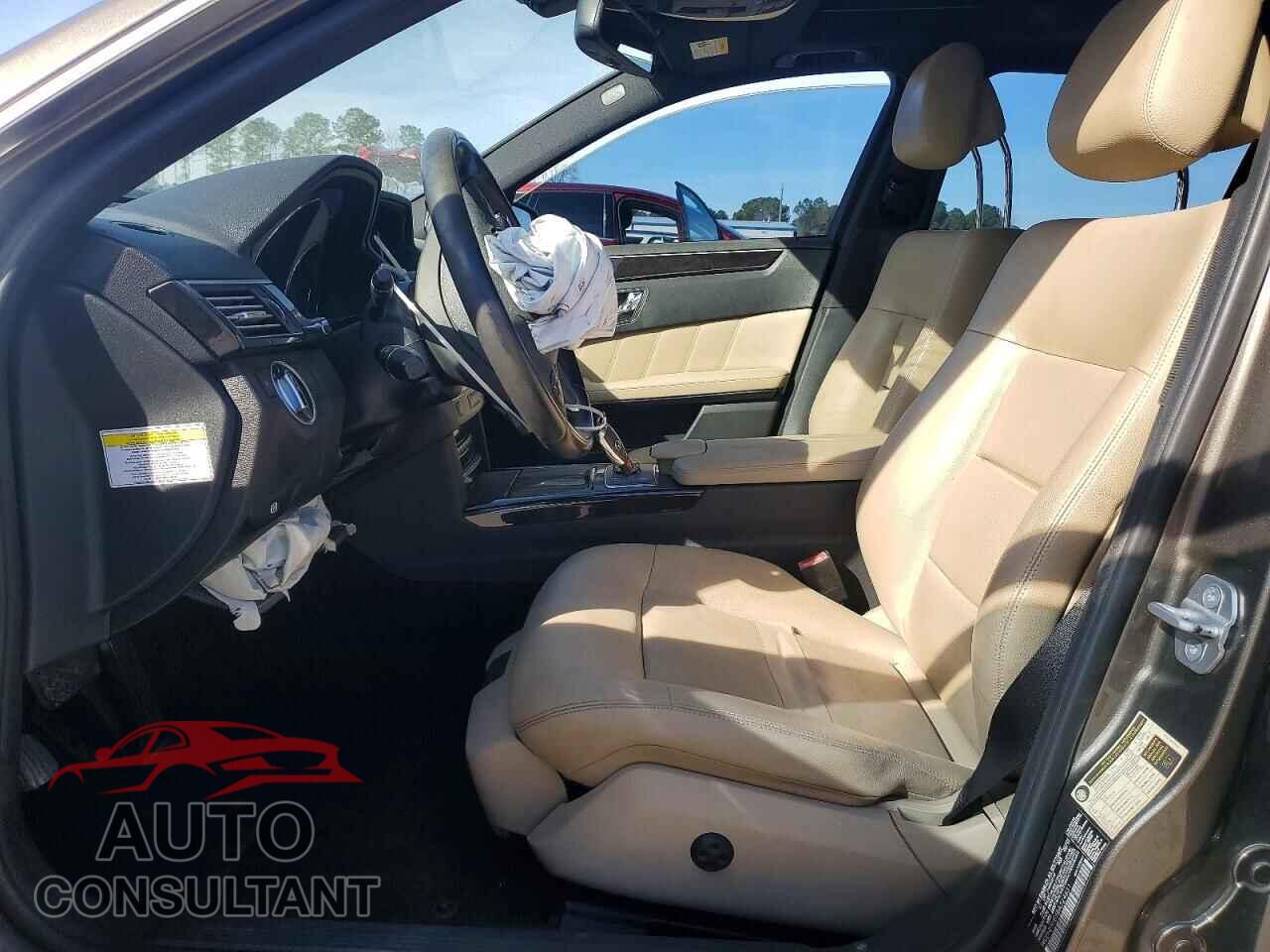 MERCEDES-BENZ E-CLASS 2011 - WDDHF8HB5BA324831
