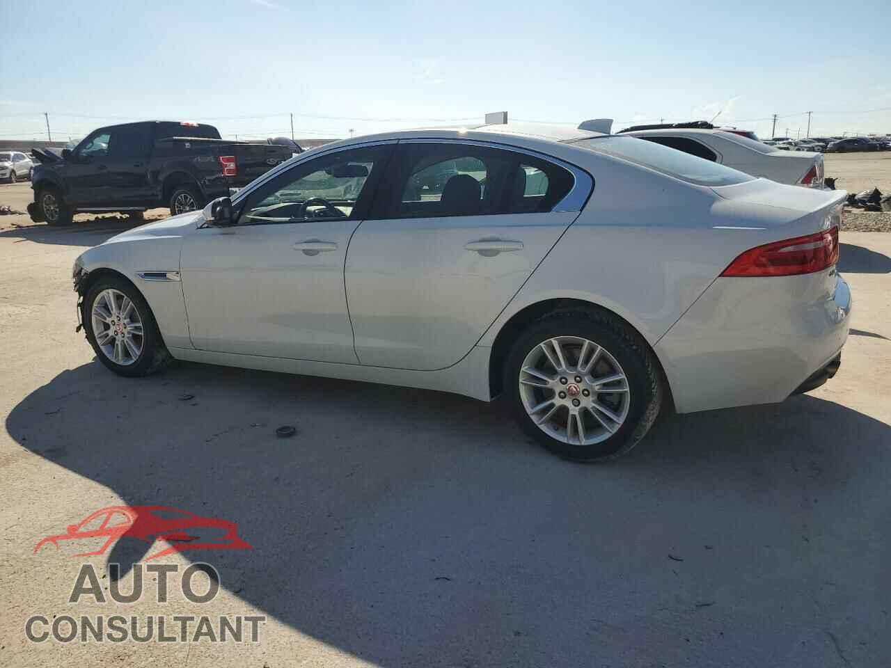JAGUAR XE 2018 - SAJAD4FX8JCP32379