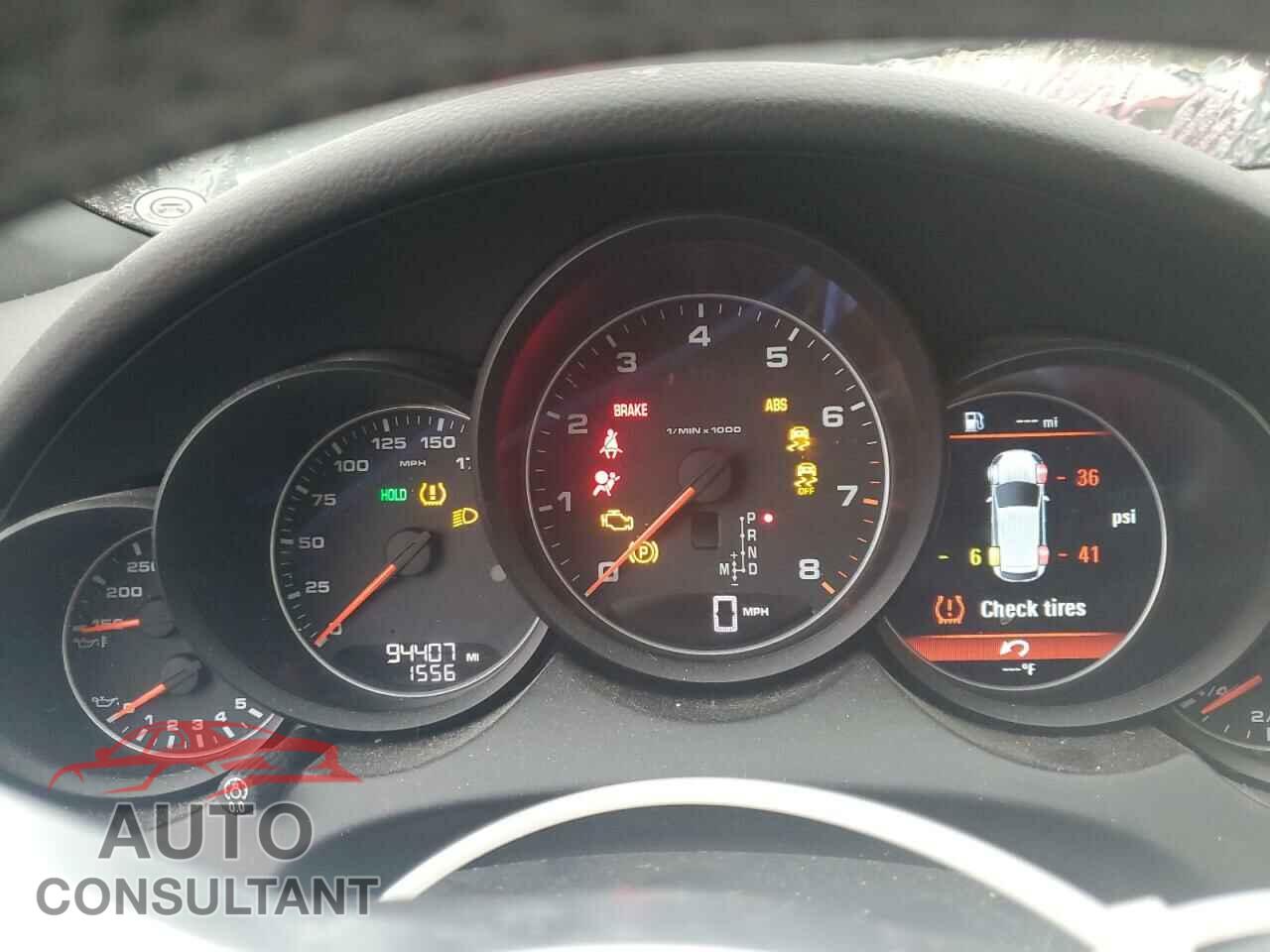 PORSCHE CAYENNE 2016 - WP1AA2A29GLA03046