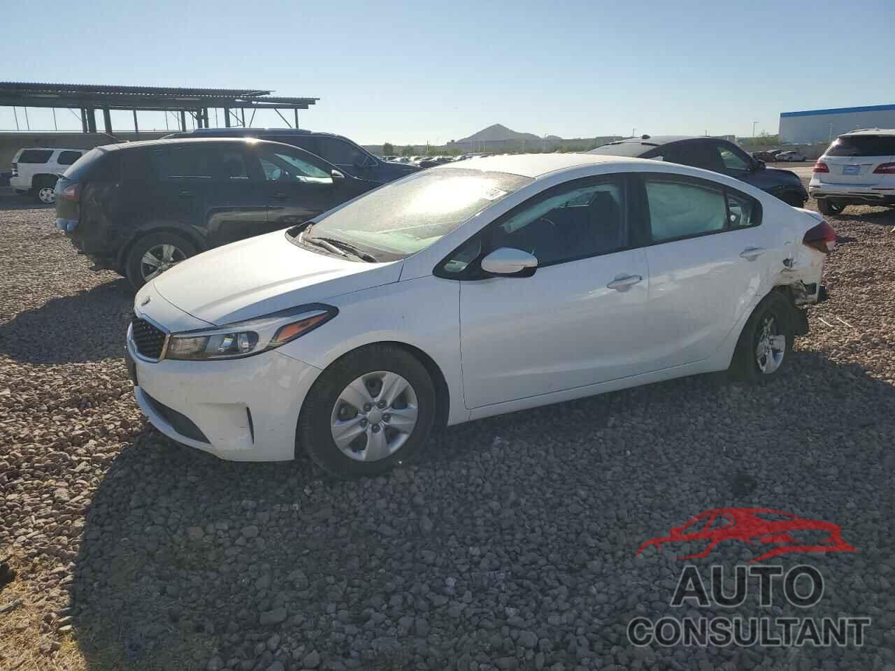 KIA FORTE 2018 - 3KPFL4A7XJE196901