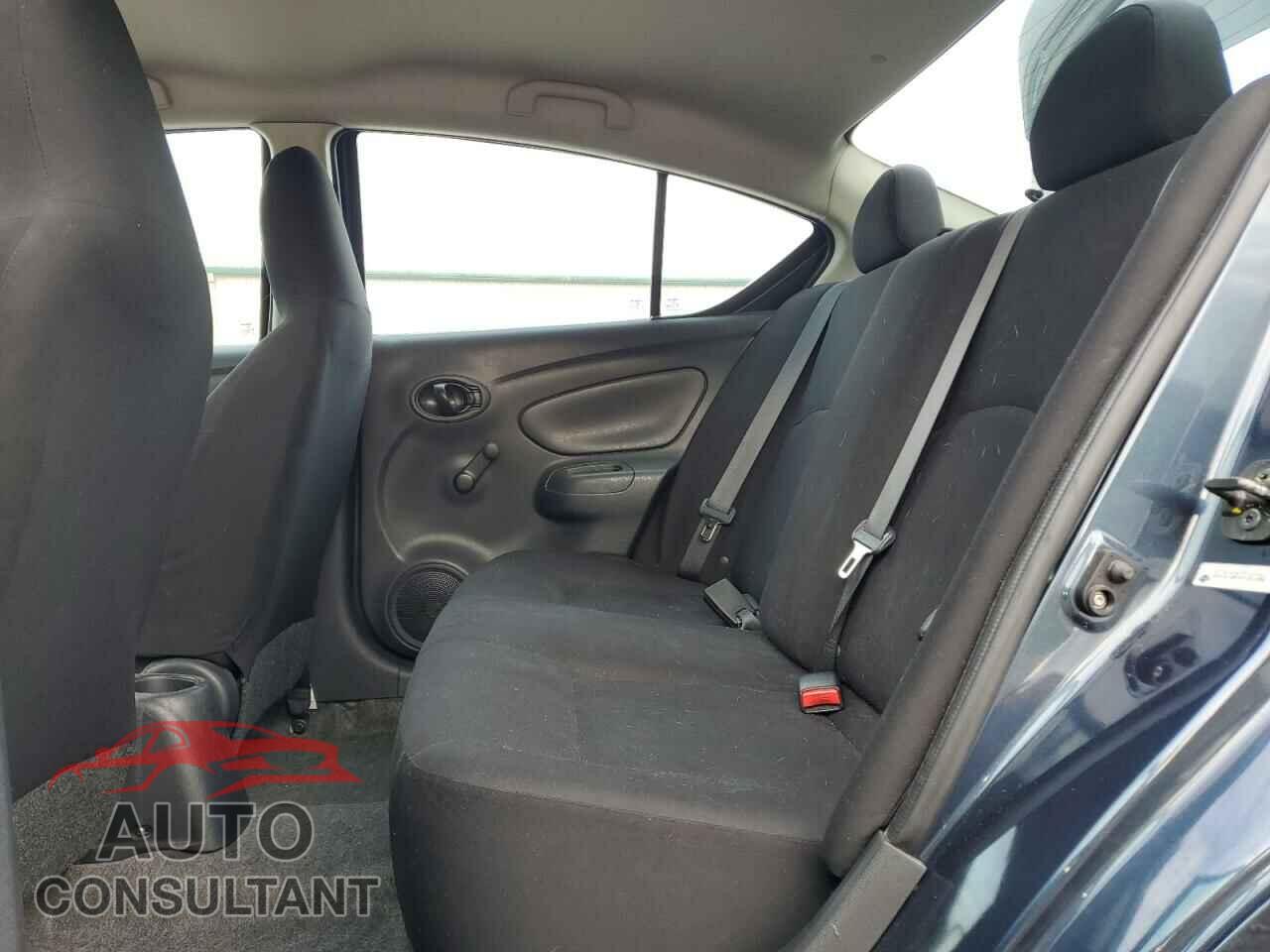 NISSAN VERSA 2015 - 3N1CN7AP1FL803384