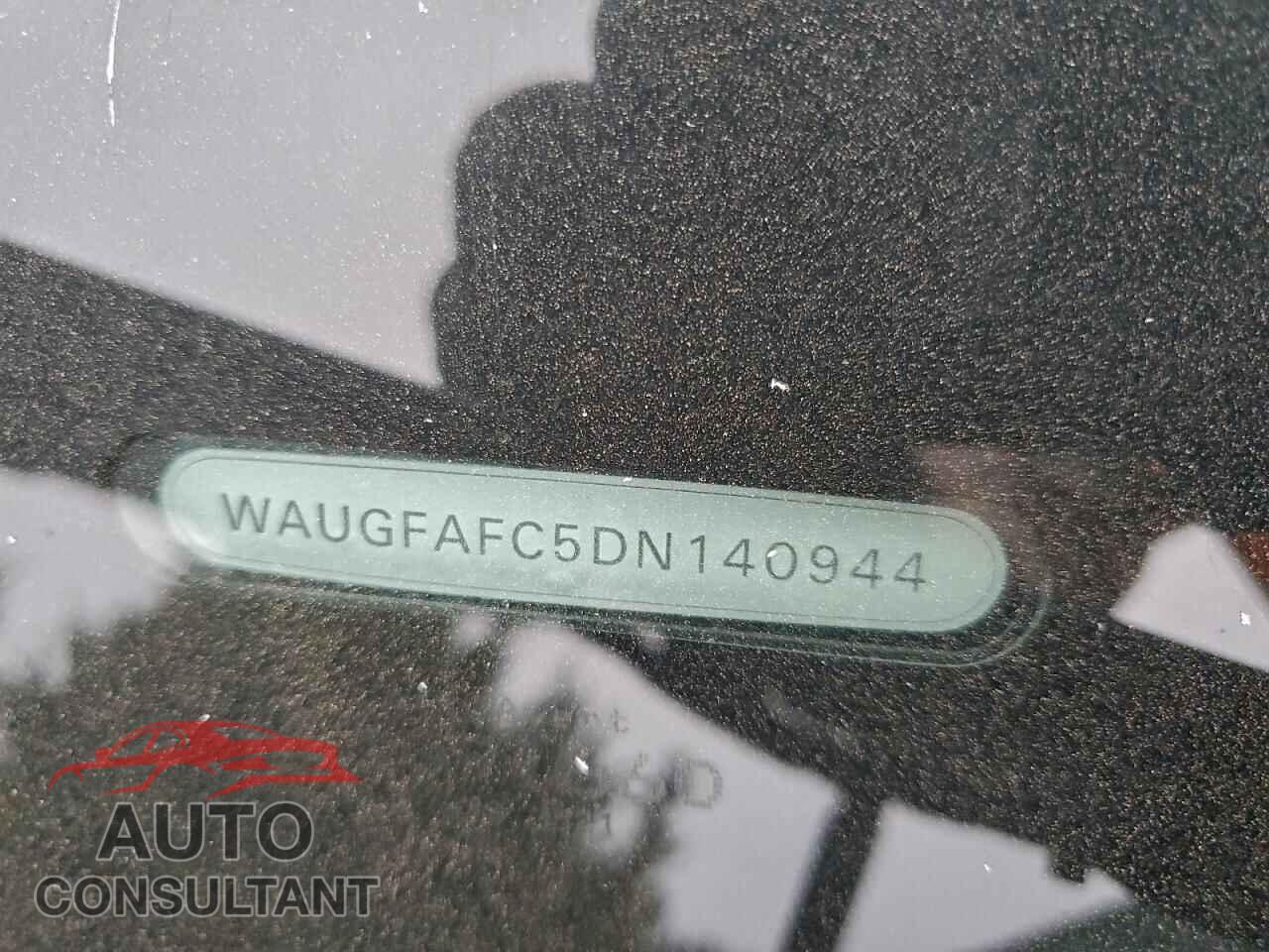 AUDI A6 2013 - WAUGFAFC5DN140944