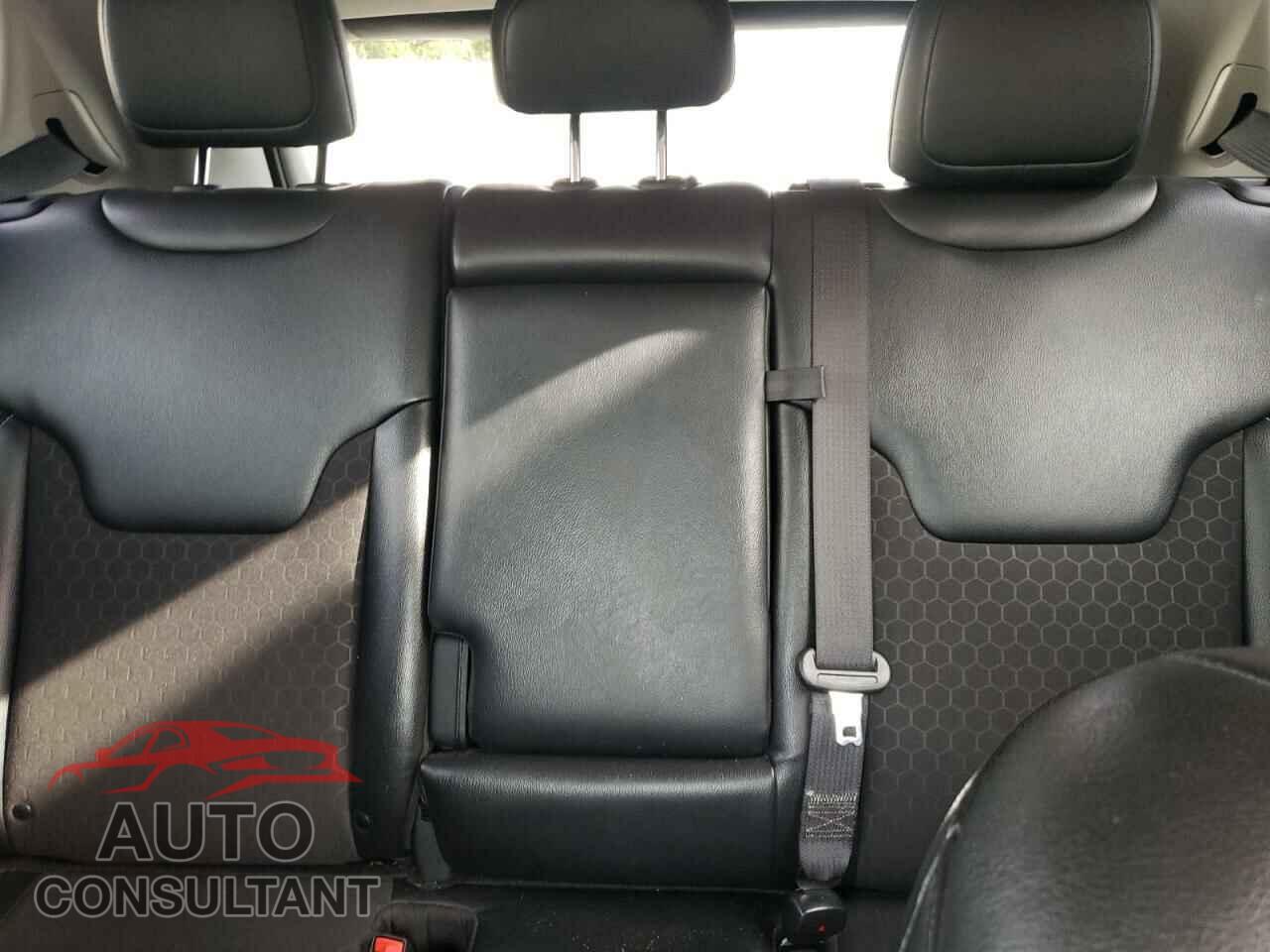 JEEP COMPASS 2020 - 3C4NJDBB2LT251702