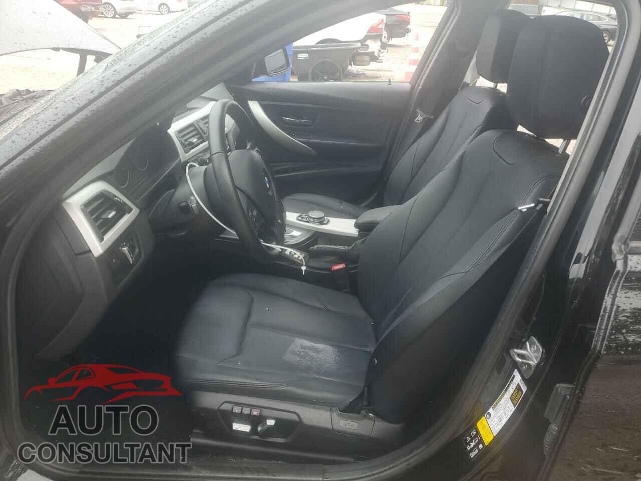 BMW 3 SERIES 2016 - WBA8E5G54GNU19353