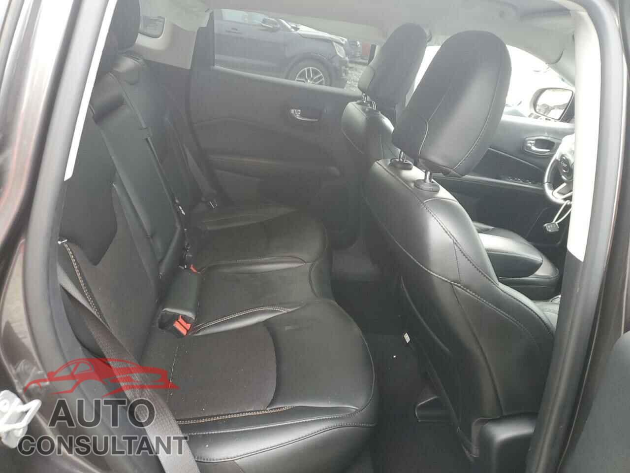 JEEP COMPASS 2020 - 3C4NJDBB6LT196655