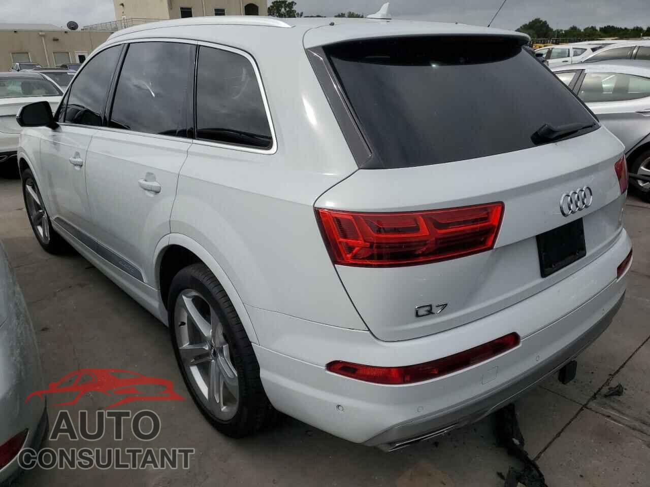 AUDI Q7 2019 - WA1VAAF76KD022099