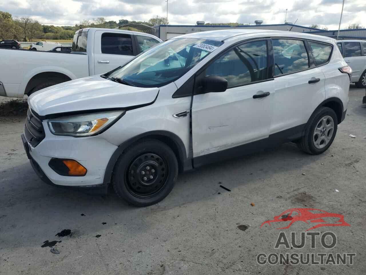 FORD ESCAPE 2017 - 1FMCU0F71HUC70862