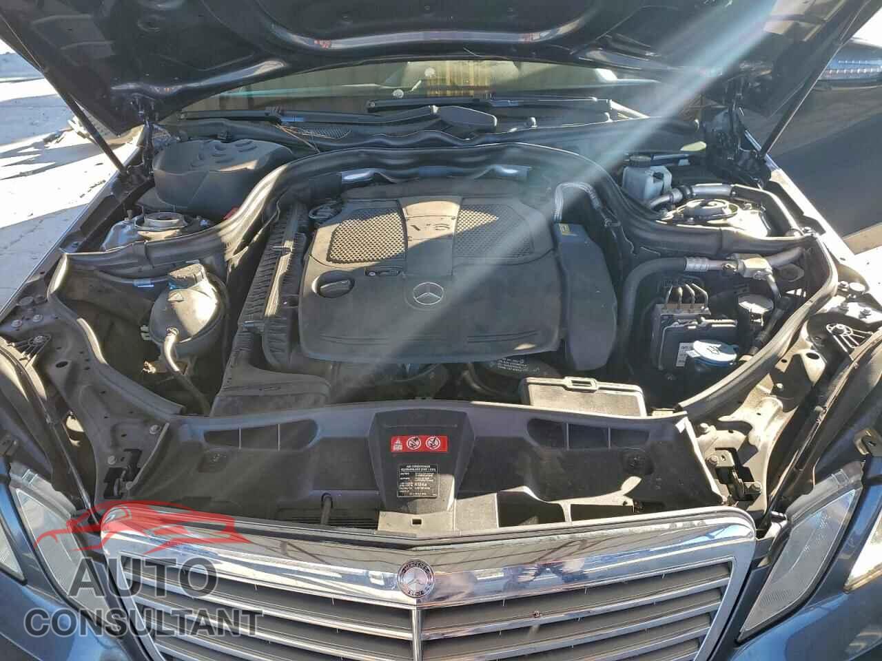 MERCEDES-BENZ E-CLASS 2012 - WDDHF5KBXCA593240