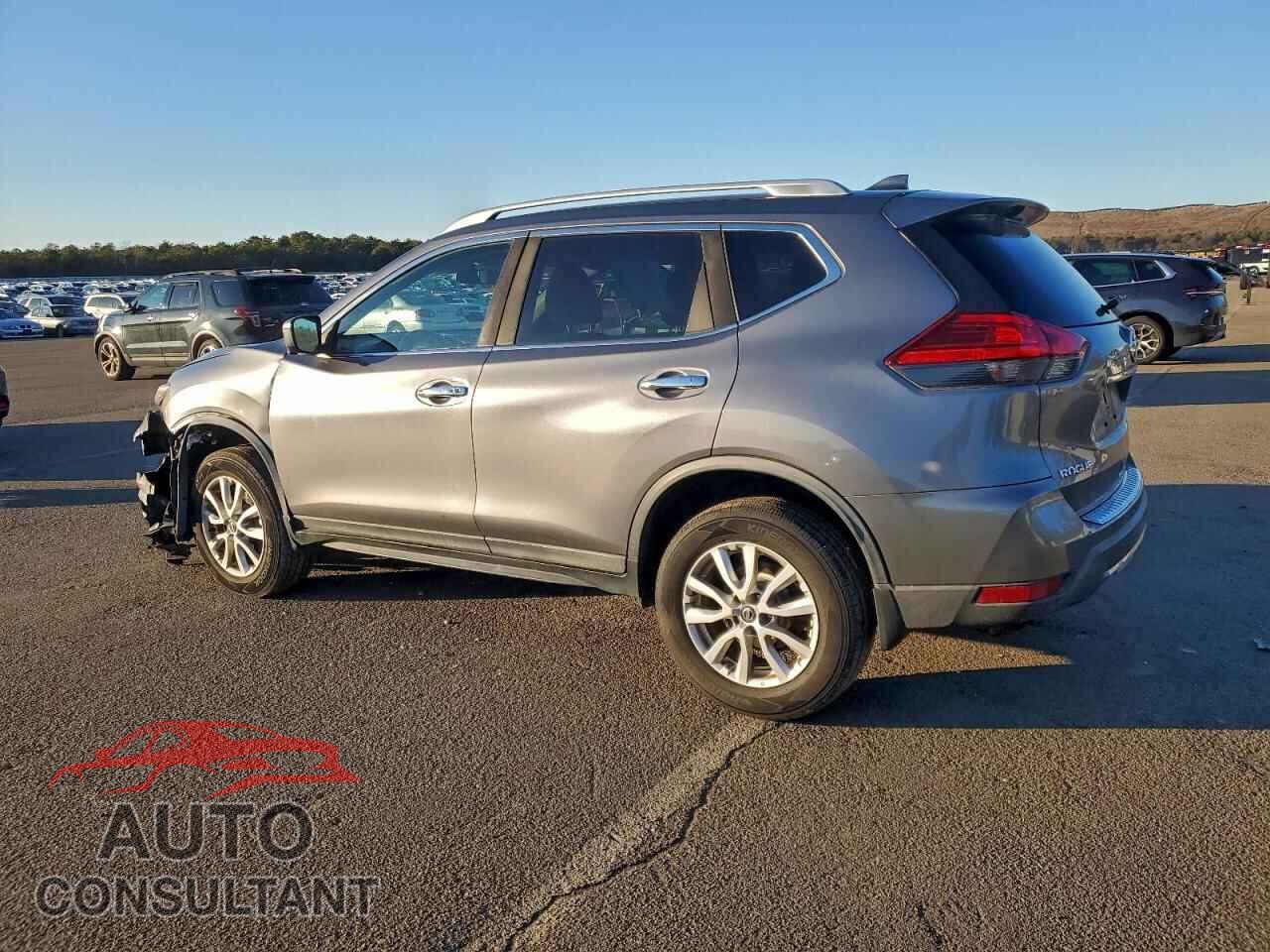 NISSAN ROGUE 2017 - KNMAT2MV5HP599414
