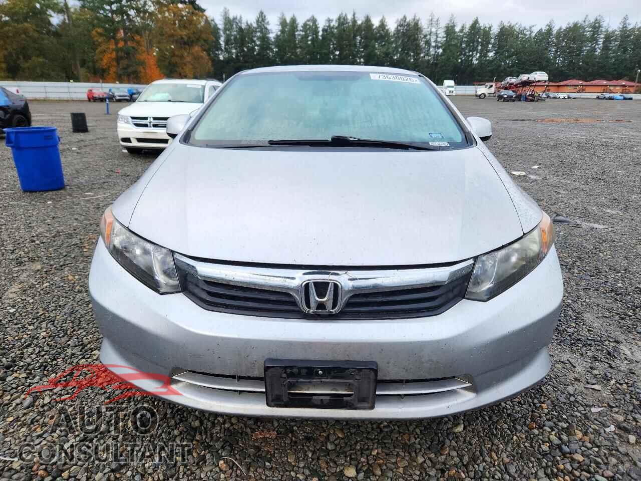 HONDA CIVIC 2012 - 2HGFB2F55CH573500