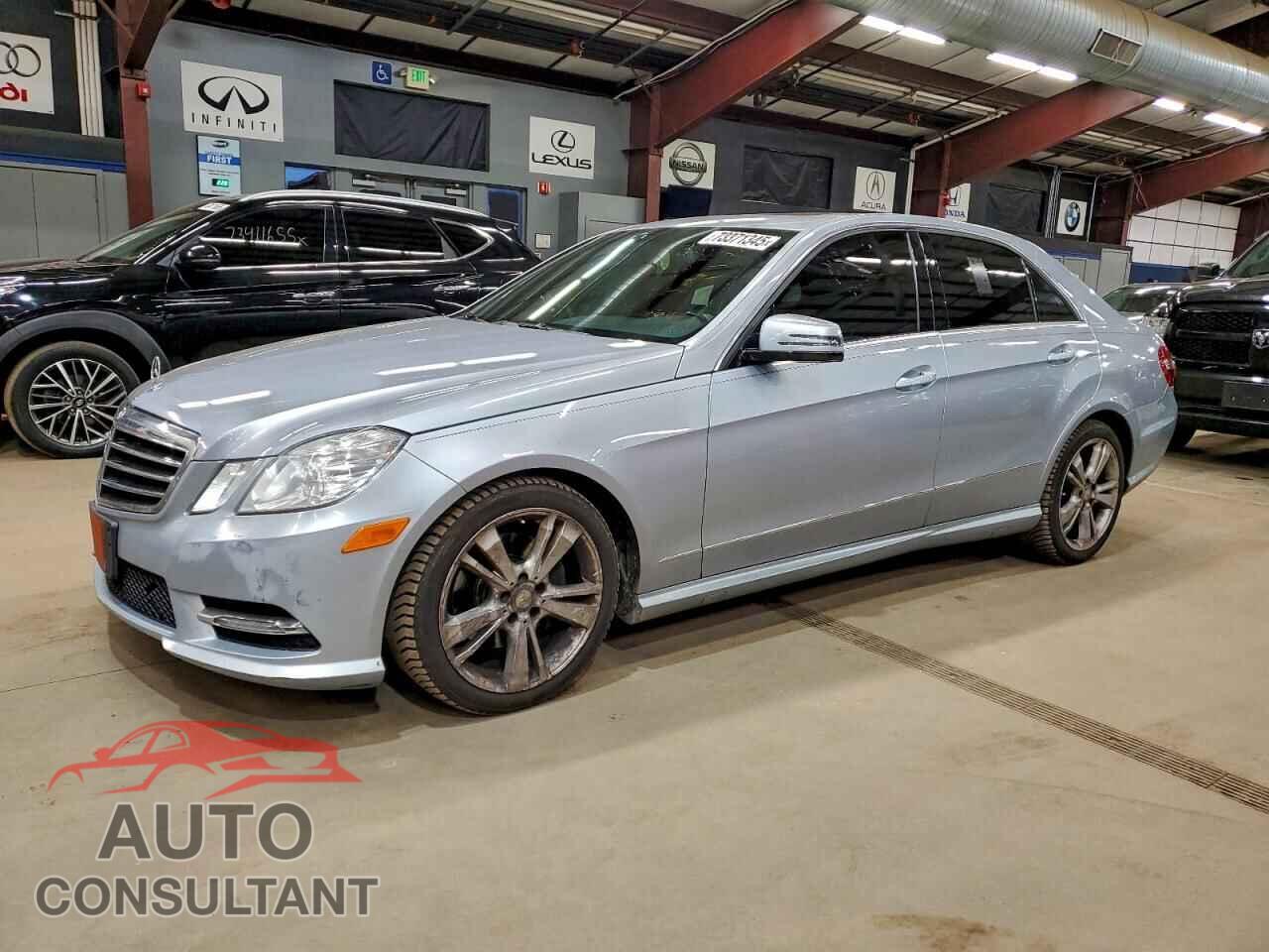 MERCEDES-BENZ E-CLASS 2013 - WDDHF8JB0DA723272