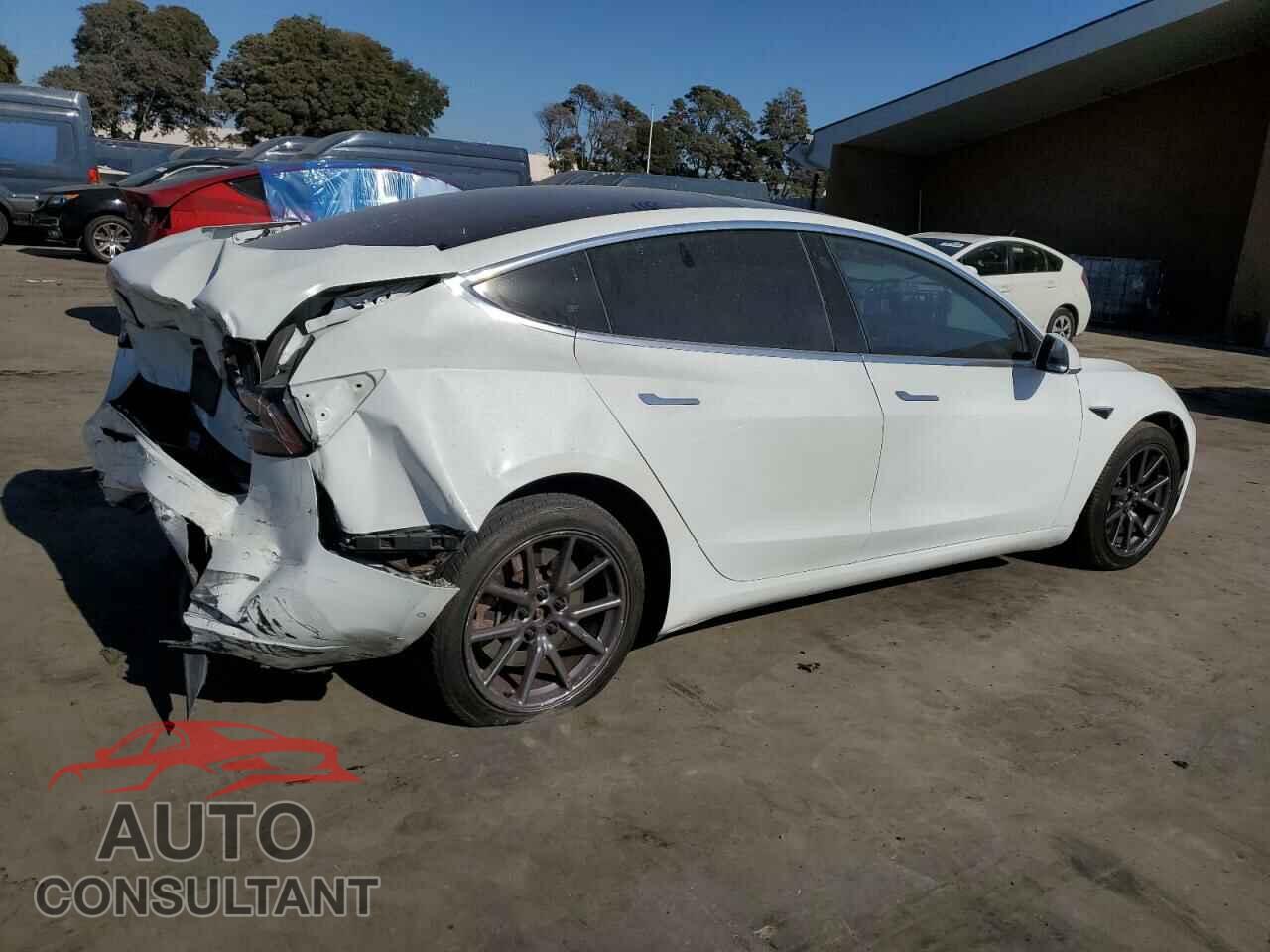 TESLA MODEL 3 2020 - 5YJ3E1EB8LF666012