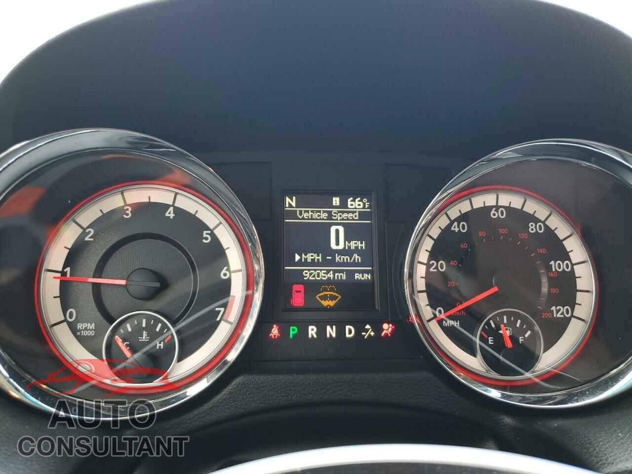 DODGE CARAVAN 2016 - 2C4RDGCG1GR351657