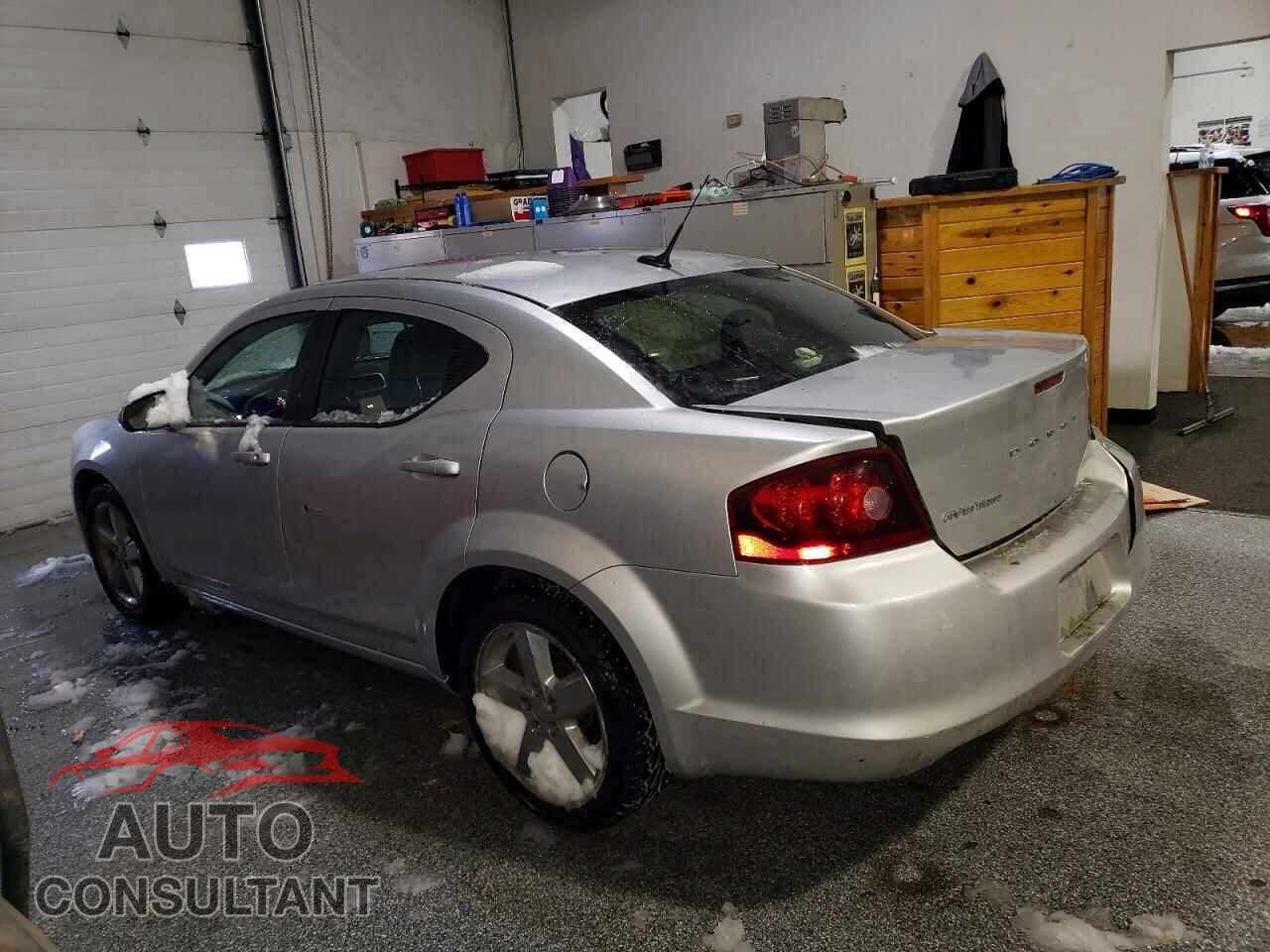 DODGE AVENGER 2011 - 1B3BD2FG2BN528790