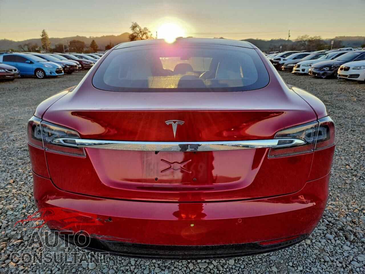 TESLA MODEL S 2019 - 5YJSA1E24KF334011