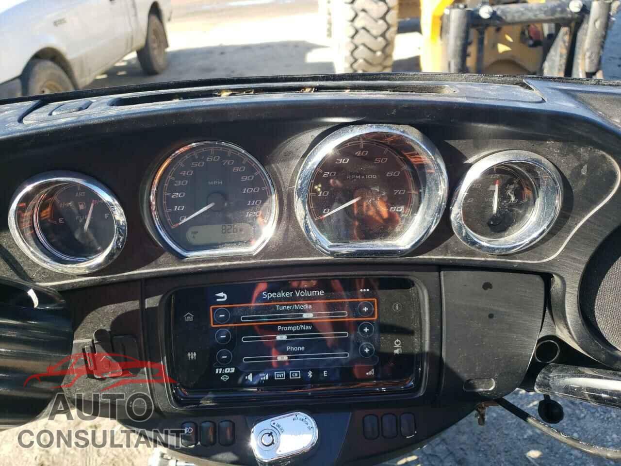HARLEY-DAVIDSON FL 2019 - 1HD1MAF12KB850393
