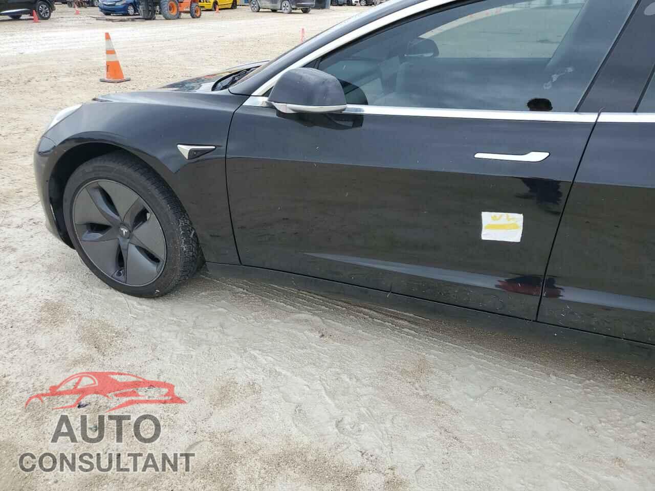 TESLA MODEL 3 2019 - 5YJ3E1EA4KF409919