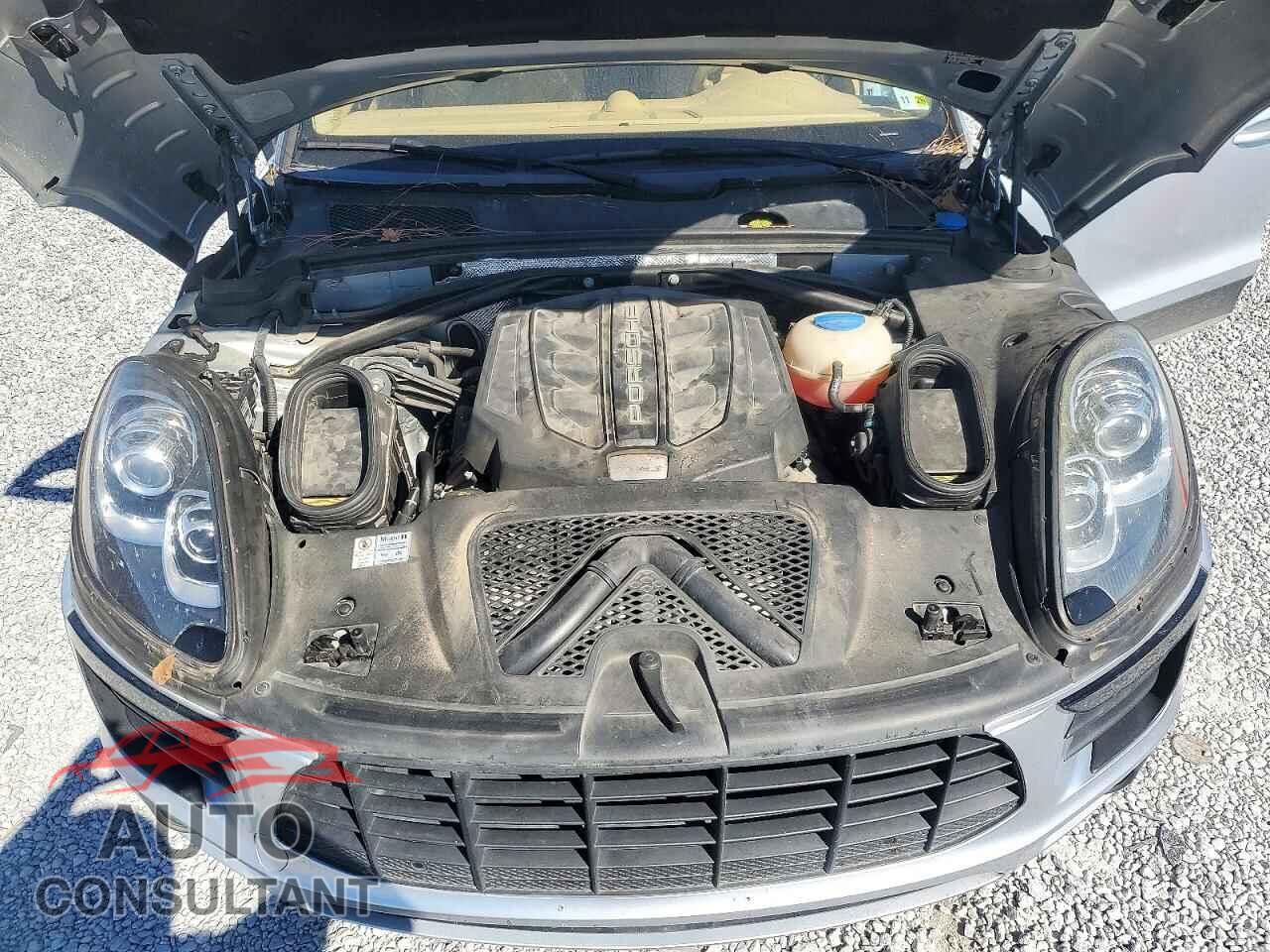 PORSCHE MACAN 2015 - WP1AB2A59FLB44107