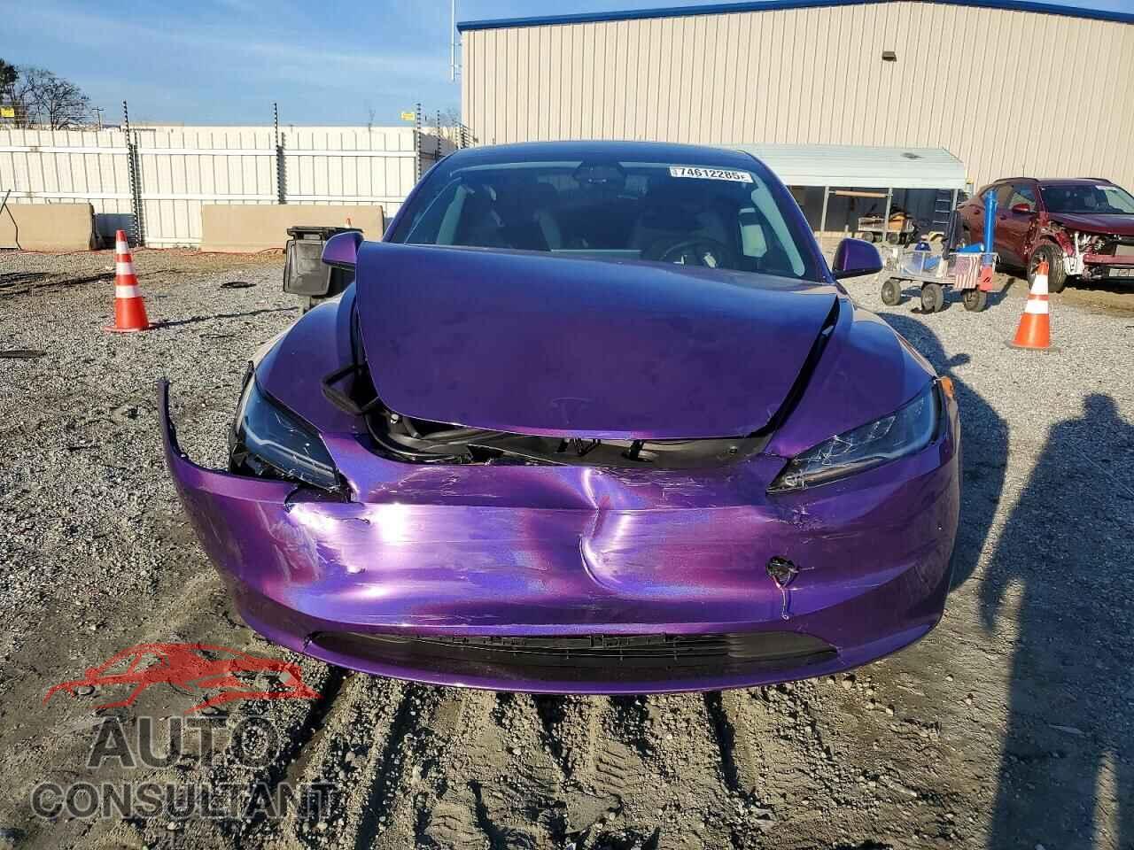 TESLA MODEL 3 2024 - 5YJ3E1EA2RF825459