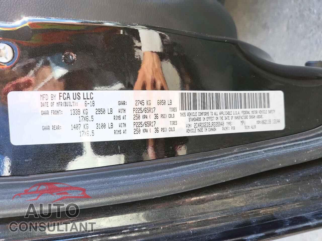 DODGE CARAVAN 2018 - 2C4RDGEG9JR335940