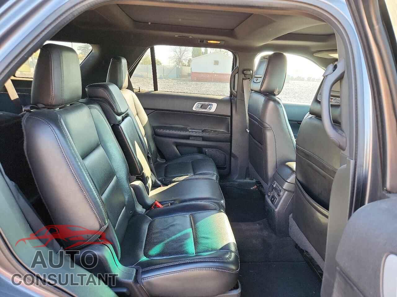 FORD EXPLORER 2013 - 1FM5K7F89DGA77738