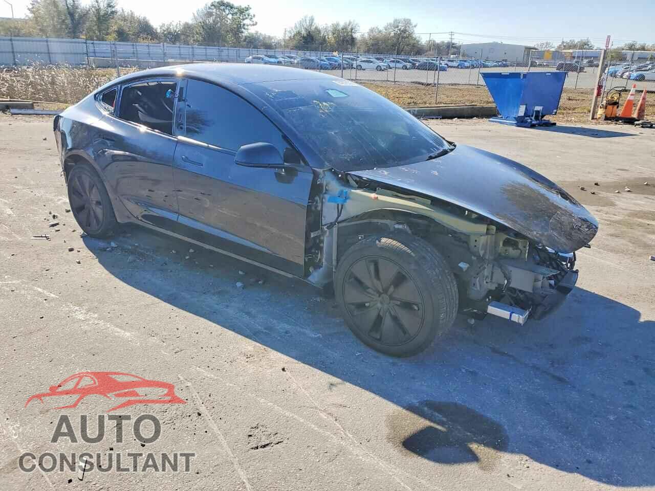 TESLA MODEL 3 2024 - 5YJ3E1EA8RF727228