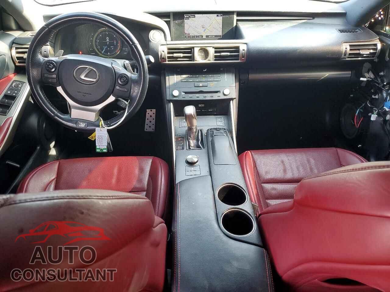 LEXUS IS 2015 - JTHBE1D27F5015942
