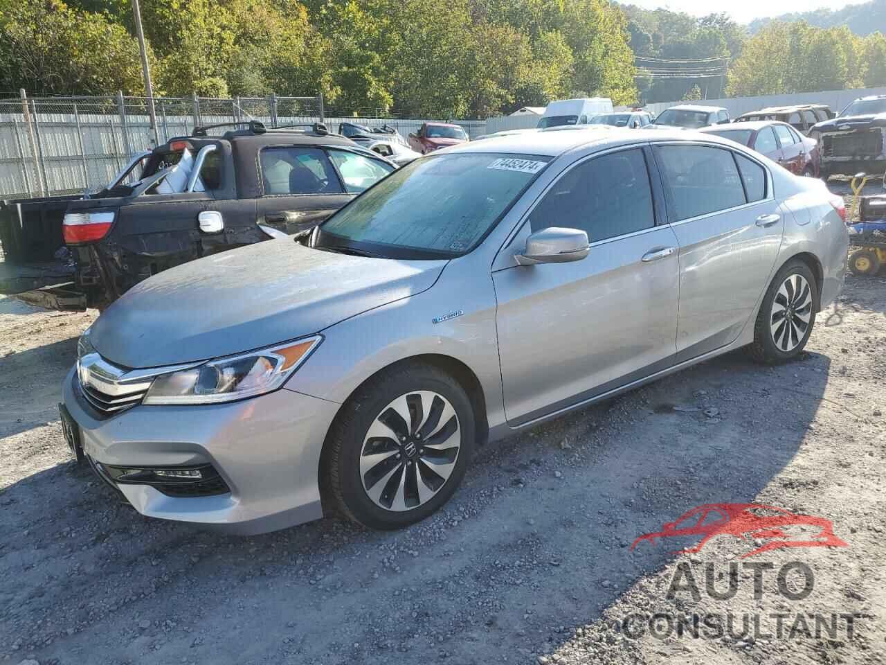 HONDA ACCORD 2017 - JHMCR6F35HC003296