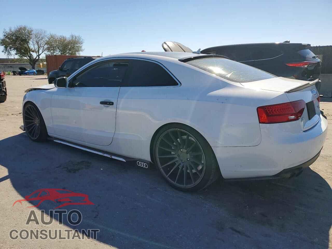 AUDI A5 2013 - WAULFAFR1DA073608