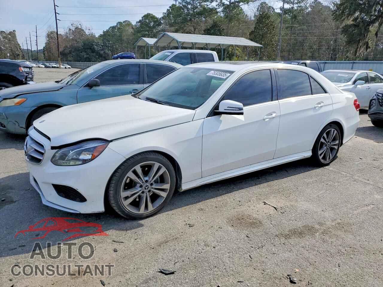 MERCEDES-BENZ E-CLASS 2014 - WDDHF5KB1EB043521