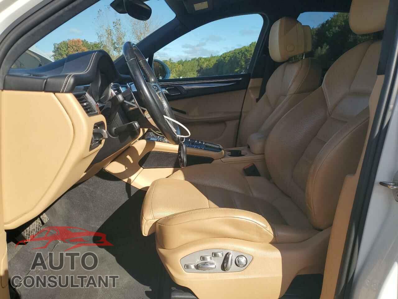 PORSCHE MACAN 2016 - WP1AF2A50GLB94982