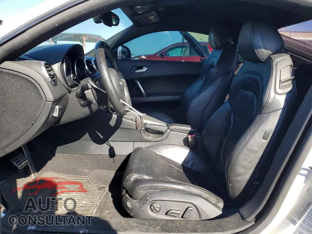 AUDI TT 2015 - TRUBFAFK2F1000208