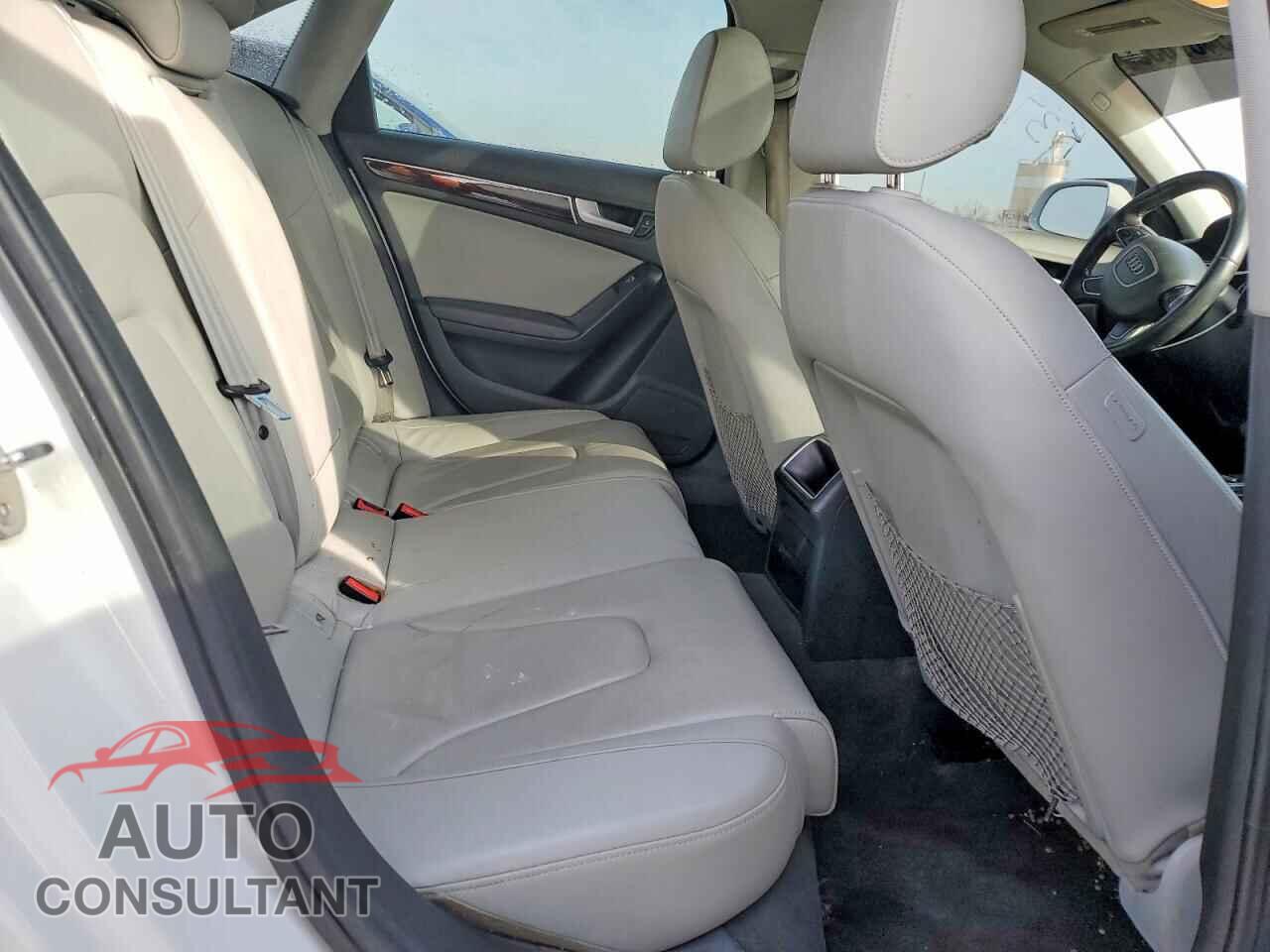AUDI A4 2014 - WAUBFAFL7EN012197
