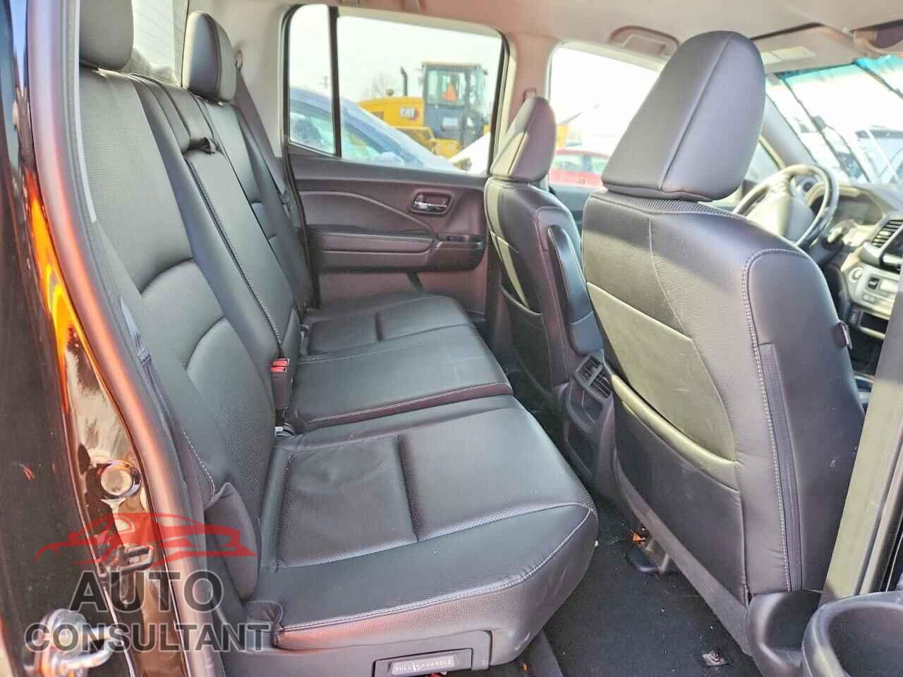 HONDA RIDGELINE 2017 - 5FPYK3F69HB018091