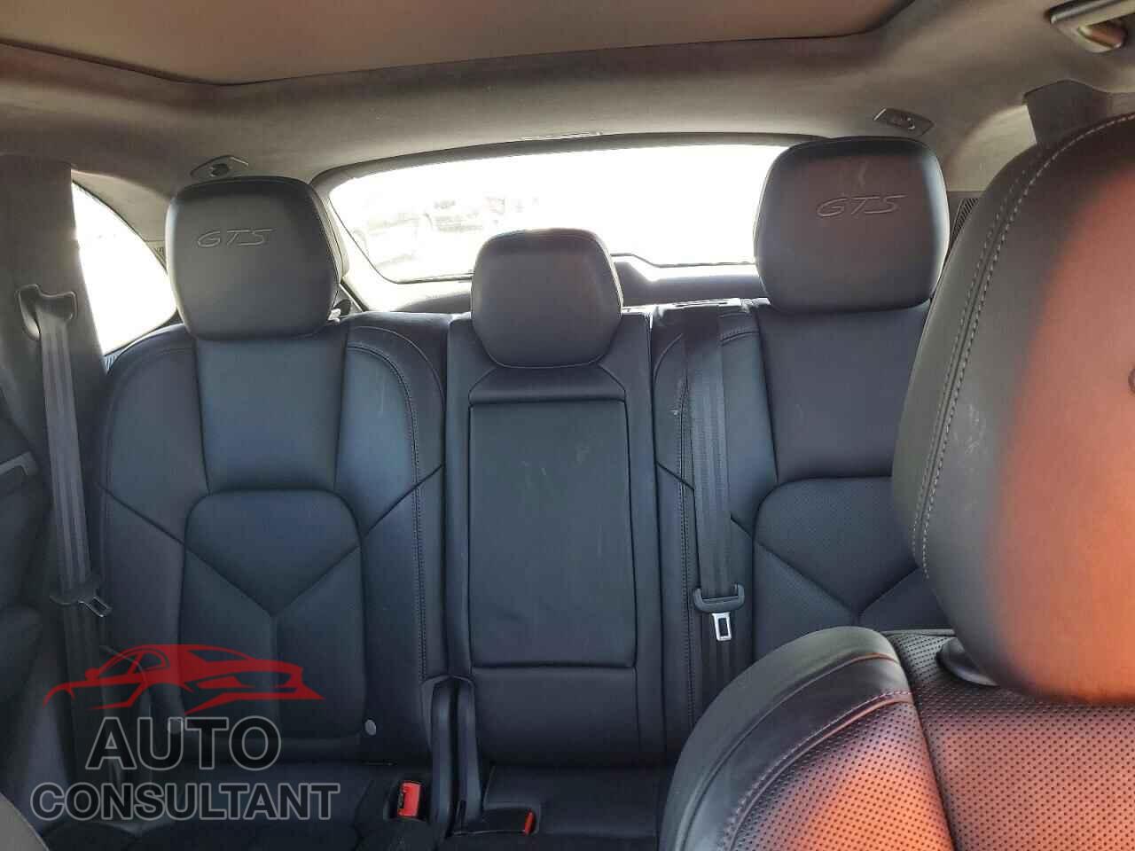 PORSCHE CAYENNE 2016 - WP1AD2A23GLA77425