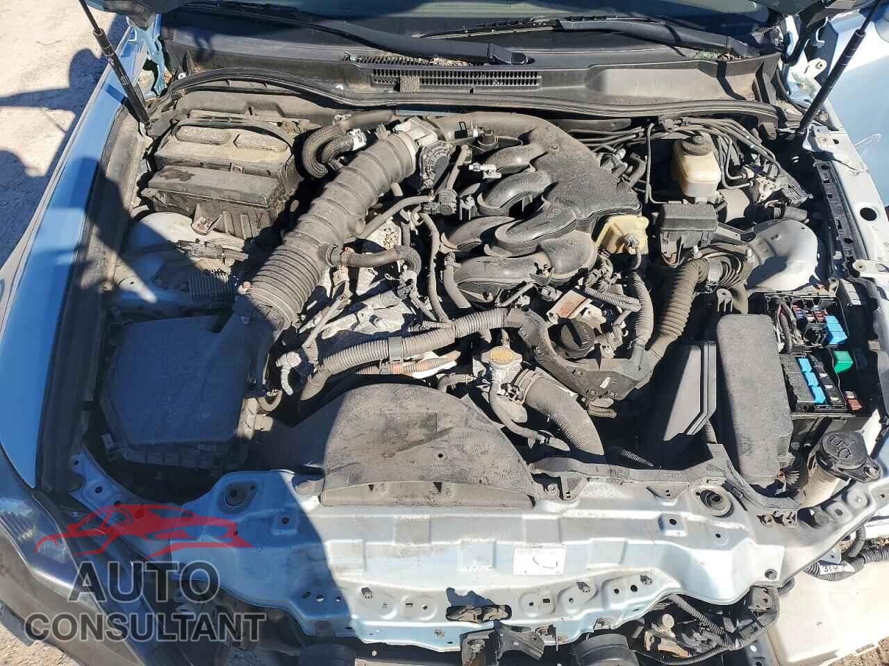 LEXUS IS 2012 - JTHCF5C21C5053558