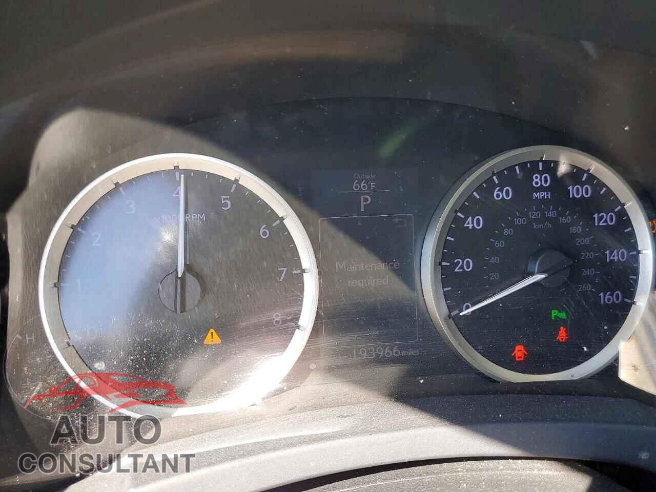LEXUS IS 2015 - JTHBF1D22F5068657