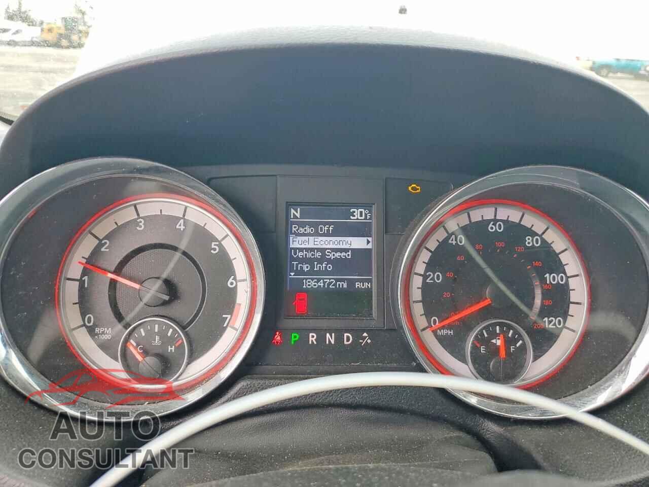 DODGE CARAVAN 2011 - 2D4RN5DG3BR679352