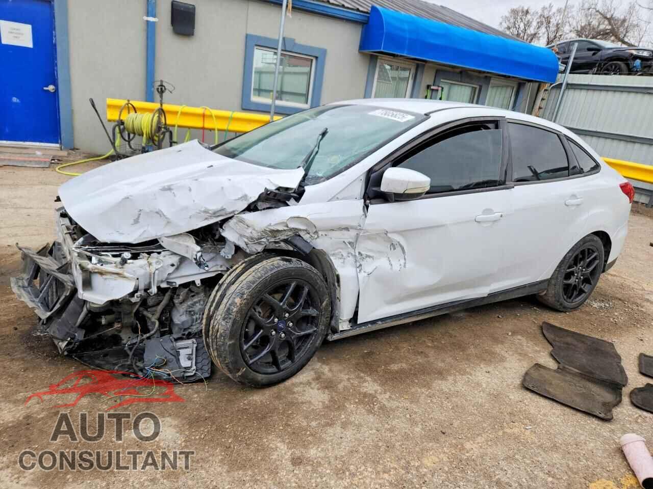 FORD FOCUS 2016 - 1FADP3F25GL225617