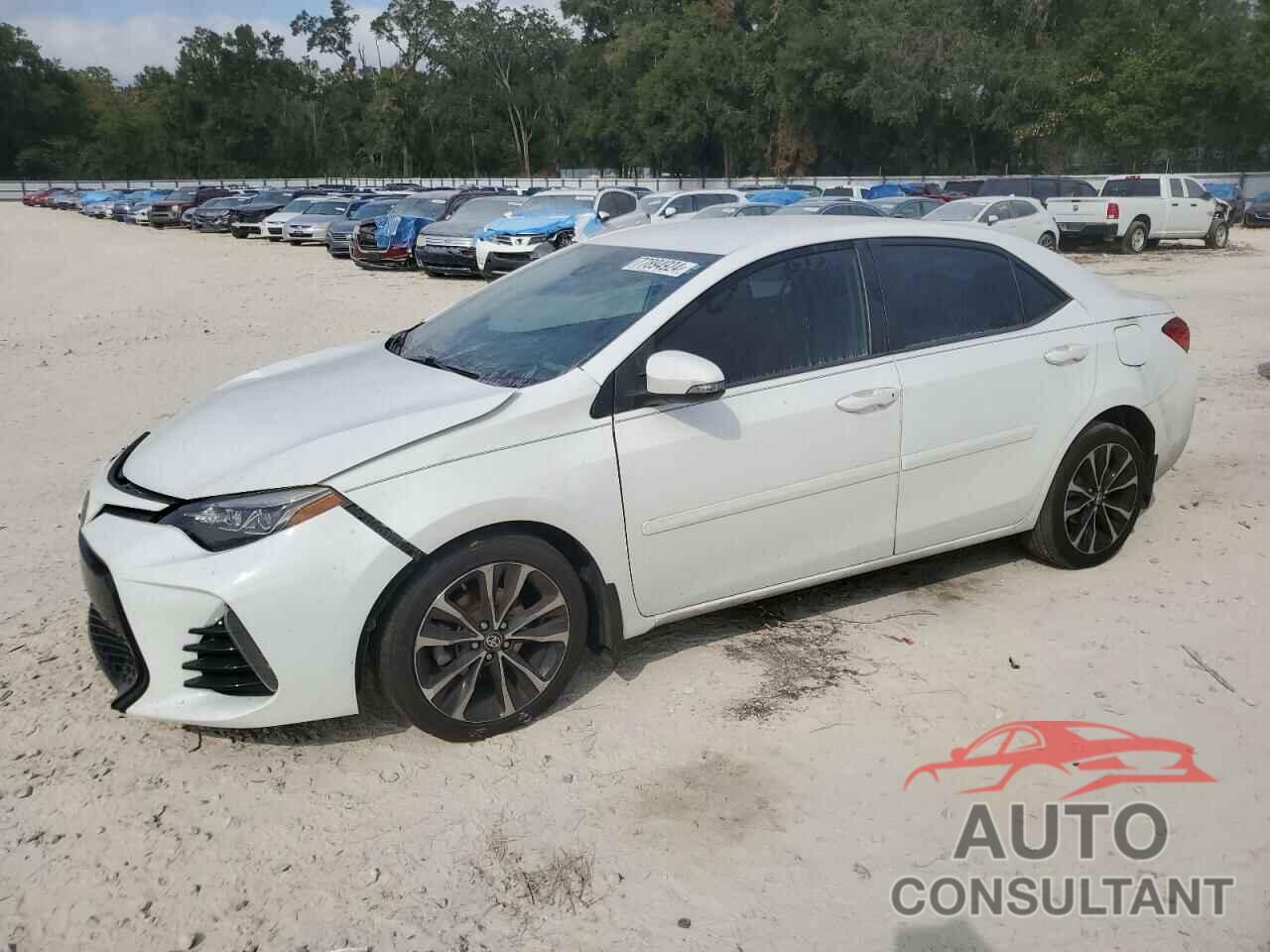 TOYOTA COROLLA 2018 - 5YFBURHE8JP774716