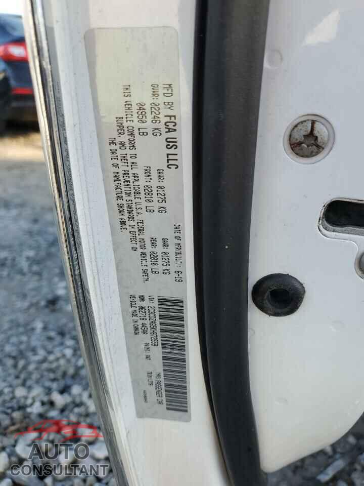 DODGE CHALLENGER 2019 - 2C3CDZAG5KH672558