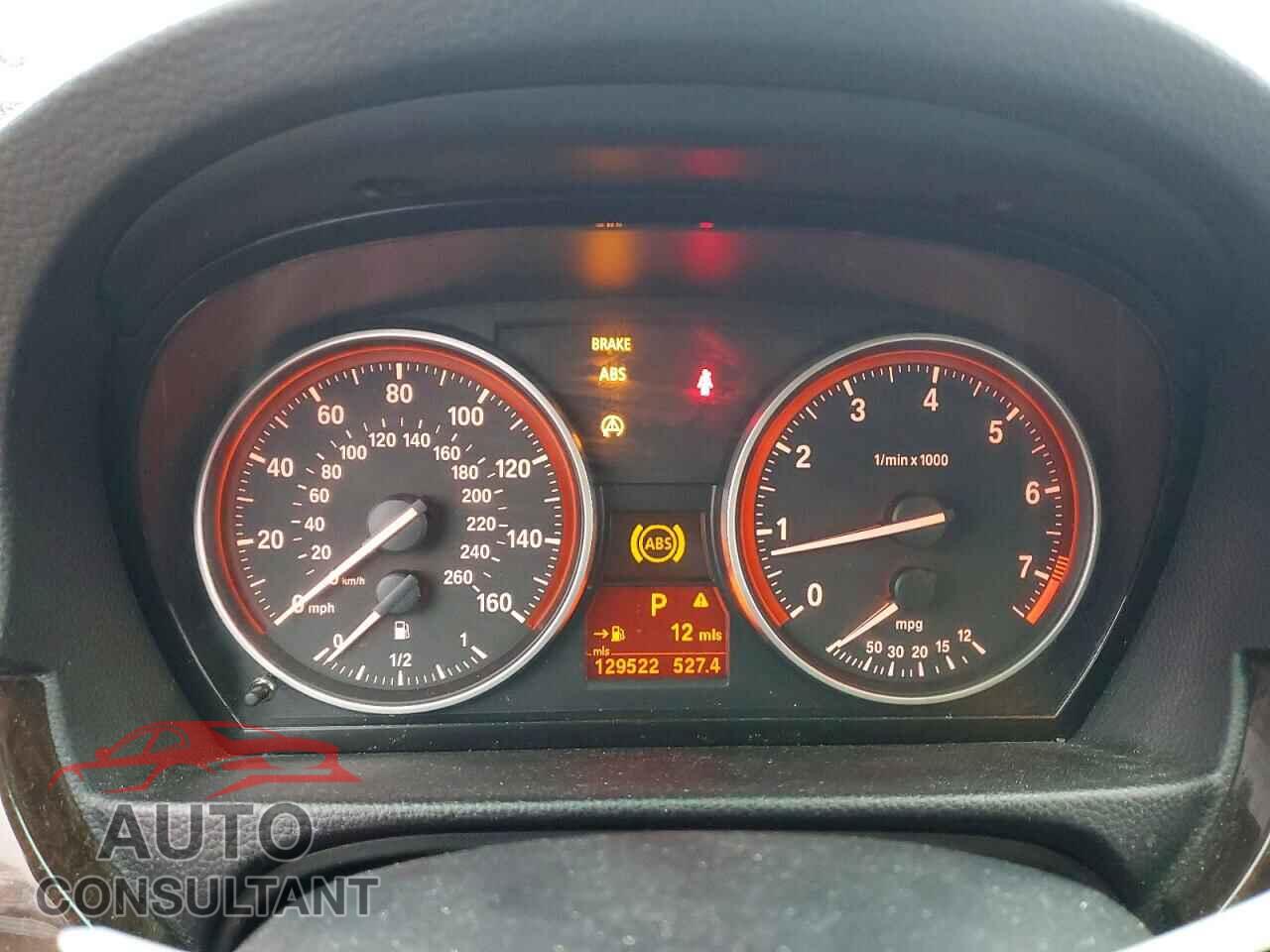 BMW 3 SERIES 2011 - WBAPH7C50BE678564