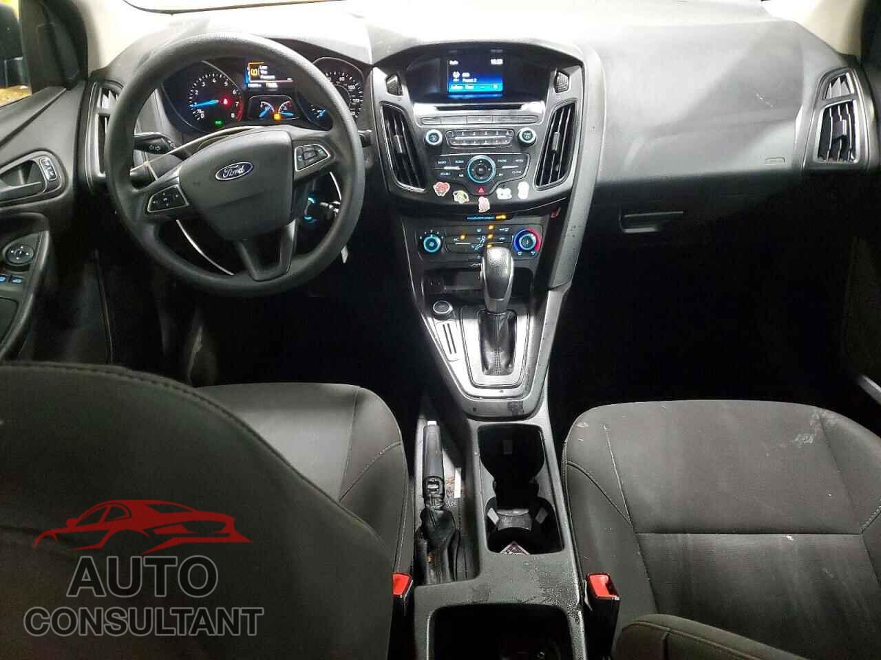 FORD FOCUS 2017 - 1FADP3E26HL277261