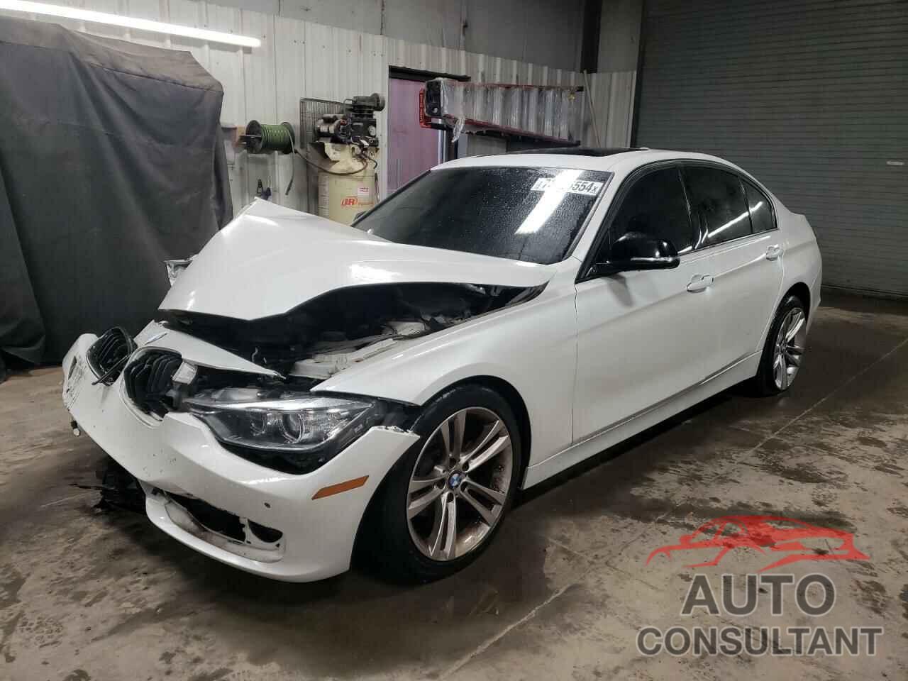 BMW 3 SERIES 2013 - WBA3C1C55DF436151