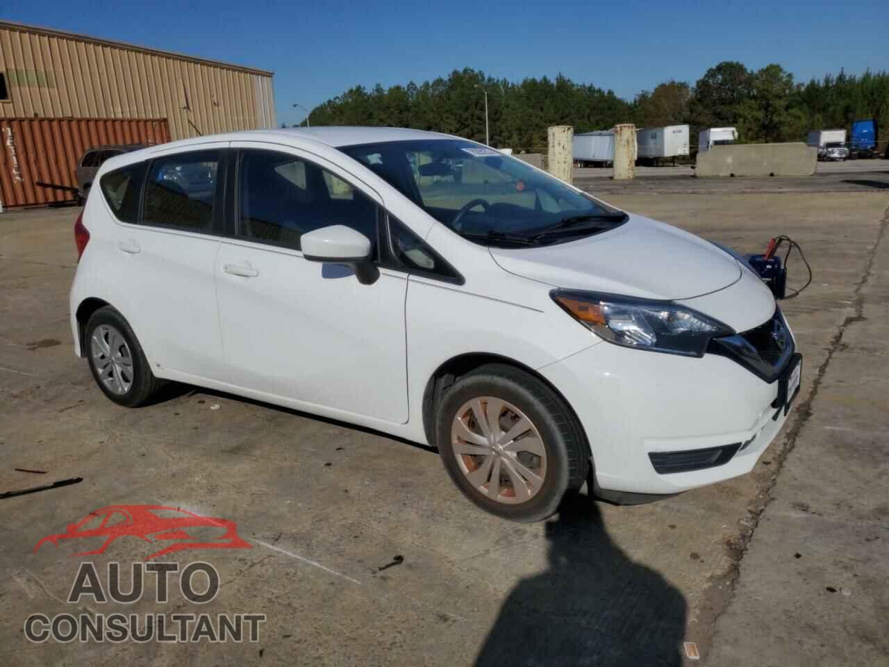 NISSAN VERSA 2017 - 3N1CE2CP8HL356166