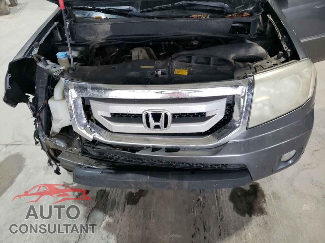 HONDA PILOT 2011 - 5FNYF4H92BB064248