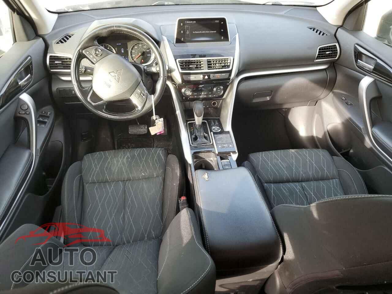 MITSUBISHI ECLIPSE 2018 - JA4AT5AA7JZ038770